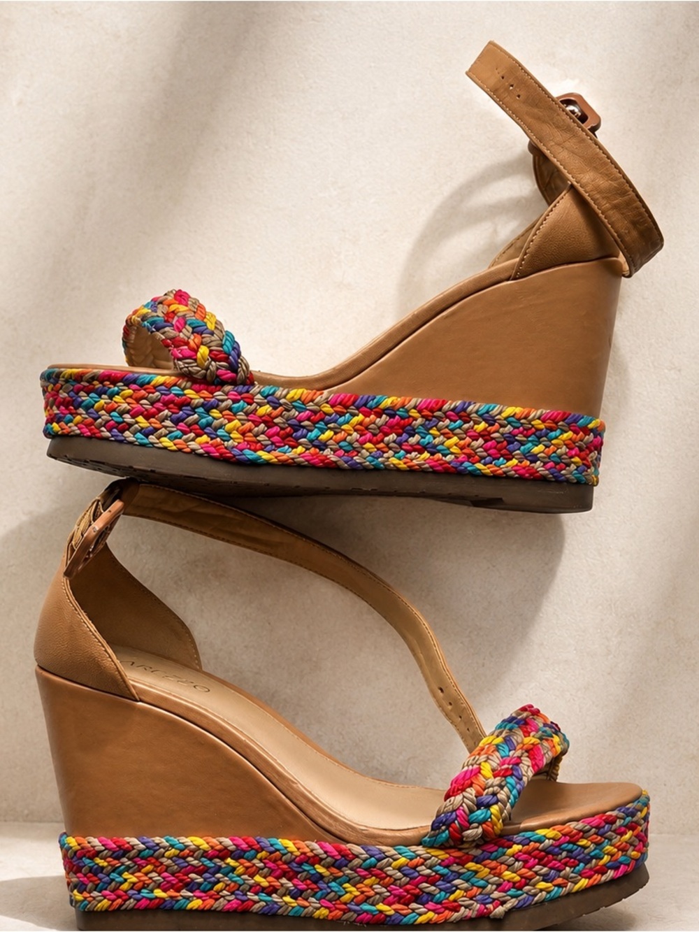 Arezzo Multicolor Braided
Strap Tan Ankle-Wrap
Sandals 8.5